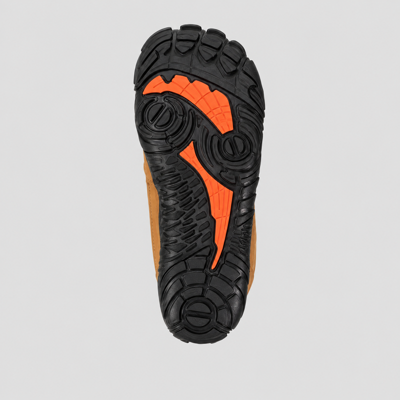 Three quarter view of the Polar winter hiking boot