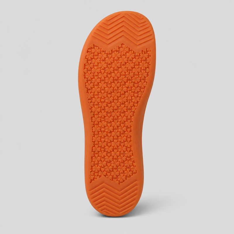 Three quarter view of the Pulse showing its flexible gum sole